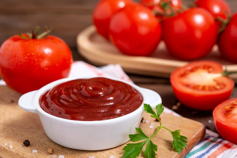 تصویر 1 از رب گوجه فرنگی همدانیان حاصل فرآوری گوجه های تازه و رسیده